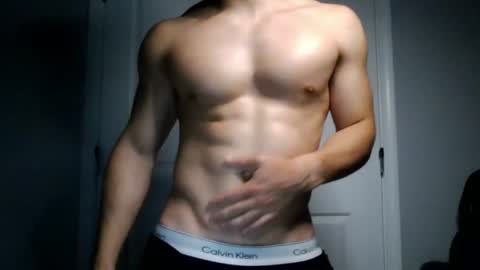Snapshot of thesexybackpacker chatting on July 16, 5:24 am TheSexyBackpacker online show from July 16, 5:24 am