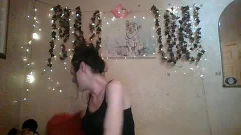 Snapshot of thesillymillie chatting on July 14, 1:08 am sillymillie0 online show from July 14, 1:08 am