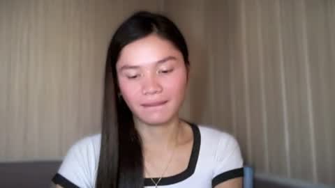 Snapshot of thesweetgirlugly_lilly chatting on July 14, 2:05 am thesweetgirlugly_lilly online show from July 14, 2:05 am