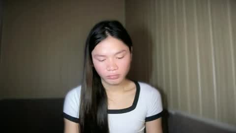 Snapshot of thesweetgirlugly_lilly chatting on July 24, 8:51 pm thesweetgirlugly_lilly online show from July 24, 8:51 pm