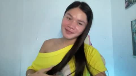 Snapshot of thesweetgirlugly_lilly chatting on July 27, 12:23 pm thesweetgirlugly_lilly online show from July 27, 12:23 pm