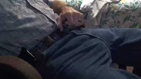 Snapshot of thetnguy chatting on October 26, 3:51 pm thetnguy online show from October 26, 3:51 pm