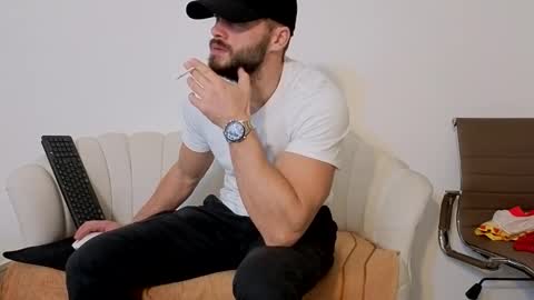 TheTopAlex online show from November 14, 4:22 am