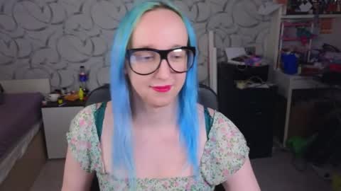 Snapshot of thetrixy chatting on June 3, 3:50 pm The Great And Powerful Trixie online show from June 3, 3:50 pm