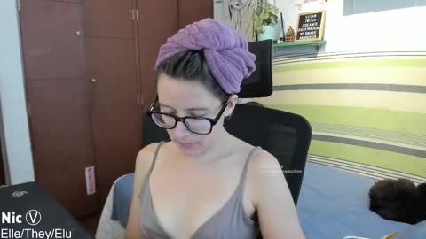 Nicole online show from February 9, 10:14 pm