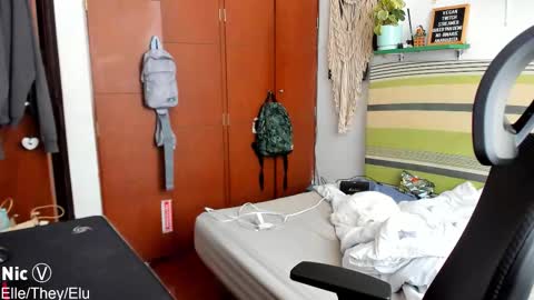 Nicole online show from March 20, 8:35 pm