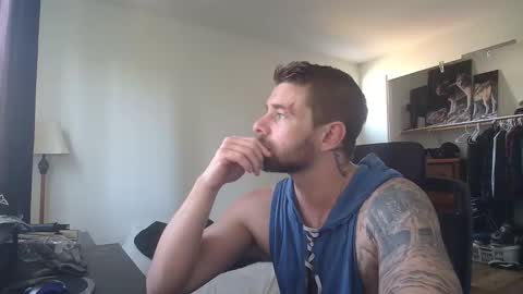 Snapshot of theufcfan_8181 chatting on March 29, 8:09 pm troy online show from March 29, 8:09 pm