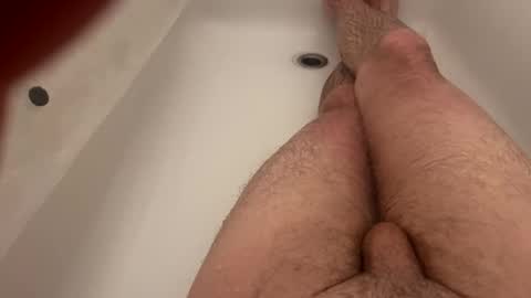 Snapshot of thewiggler32 chatting on March 1, 7:16 pm thewiggler32 online show from March 1, 7:16 pm