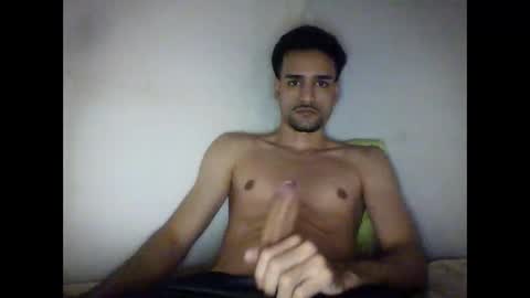 Snapshot of thiago22bk chatting on October 13, 4:29 pm thiago22bk online show from October 13, 4:29 pm