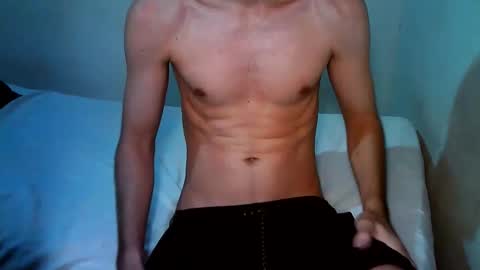 thiago22bk online show from April 27, 12:30 am