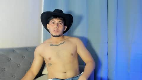 Snapshot of thiago_66 chatting on May 22, 4:30 am thiago online show from May 22, 4:30 am