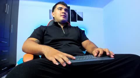 Thiago online show from February 25, 5:39 am