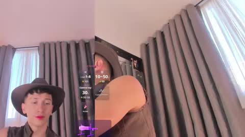 SanThiago online show from October 31, 9:49 pm