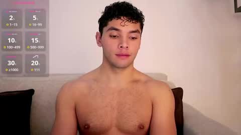 Just Thiago  online show from March 7, 5:28 pm