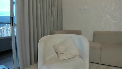 Snapshot of thiago_moretti chatting on July 3, 11:11 pm THIAGO online show from July 3, 11:11 pm