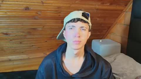 Snapshot of thiago_n_sam chatting on November 6, 6:42 pm thiago_n_sam online show from November 6, 6:42 pm
