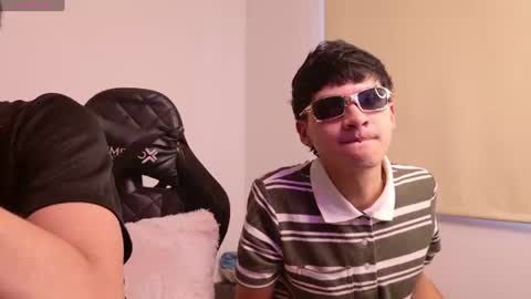 Snapshot of thiago_n_sam chatting on July 24, 9:24 pm thiago_n_sam online show from July 24, 9:24 pm