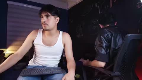 Thiago online show from December 18, 3:23 am