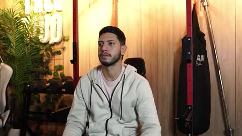 Thiago online show from January 11, 4:45 pm