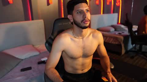 Thiago online show from January 15, 12:32 pm