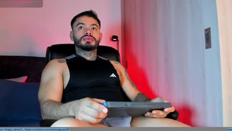 thiago online show from April 3, 11:58 pm