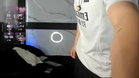 Snapshot of thiagoferrerohot chatting on March 16, 2:10 pm thiagoferrerohot online show from March 16, 2:10 pm