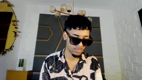 ThiagoFerreti online show from November 22, 1:54 pm