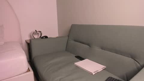 Snapshot of thiagovega_ chatting on May 13, 4:32 am thiagovega_ online show from May 13, 4:32 am