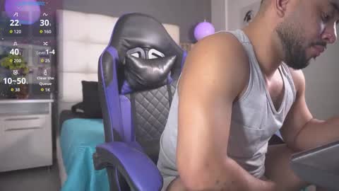 thiagoxbig online show from March 10, 9:53 pm