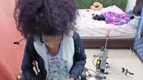 Snapshot of thiana_horny chatting on June 24, 2:16 pm thiana_horny online show from June 24, 2:16 pm