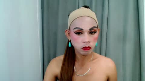 Snapshot of thick_bigcock13 chatting on July 19, 10:30 am gil online show from July 19, 10:30 am