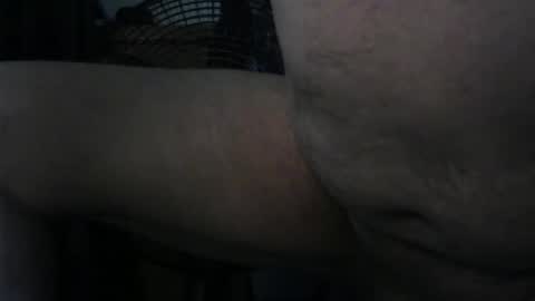 Snapshot of thickbong chatting on December 5, 4:44 pm thickbong online show from December 5, 4:44 pm