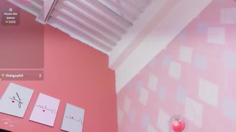 Snapshot of thickbrunnett chatting on February 13, 1:18 pm SOFIA online show from February 13, 1:18 pm