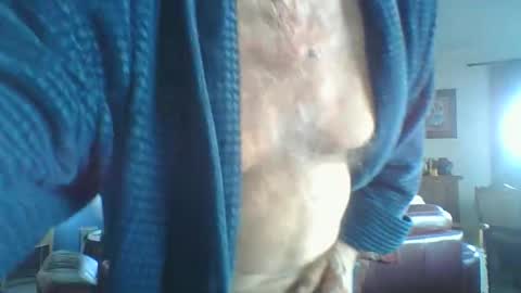 Snapshot of thickcockat71 chatting on October 6, 6:49 pm Thickcockat71 online show from October 6, 6:49 pm