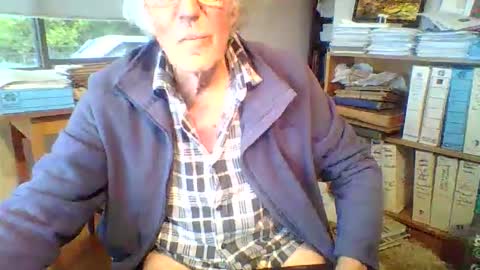 Snapshot of thickcockat71 chatting on May 7, 10:59 pm Thickcockat71 online show from May 7, 10:59 pm