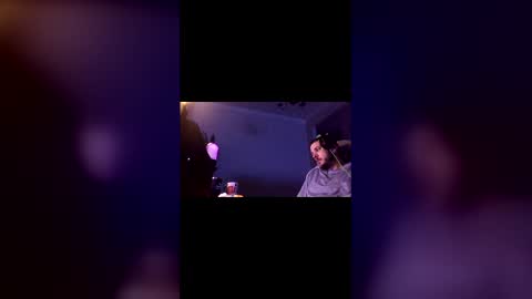 Snapshot of thickdicktay chatting on June 3, 3:31 am thickdicktay online show from June 3, 3:31 am
