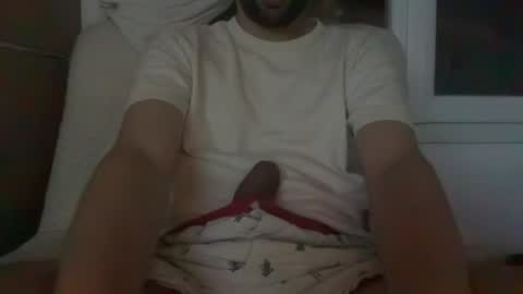Snapshot of thickerbunny chatting on June 19, 10:35 pm thickerbunny online show from June 19, 10:35 pm