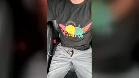 Snapshot of thickitalian4you chatting on May 12, 4:59 pm thickitalian4you online show from May 12, 4:59 pm