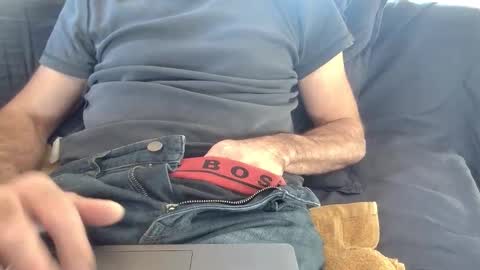 Thickru online show from November 4, 1:43 pm