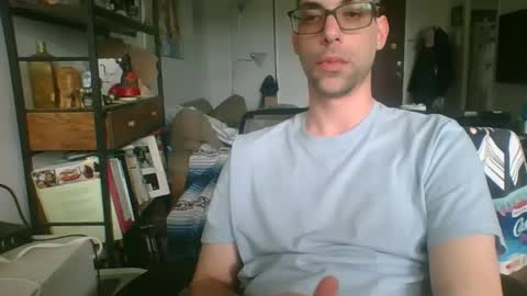 Snapshot of thickty chatting on May 15, 6:15 pm thickty online show from May 15, 6:15 pm