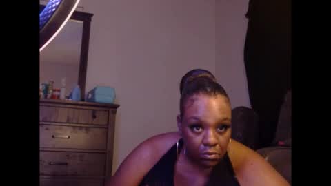 Snapshot of thickumzz41 chatting on April 29, 9:02 am Thickumzz41 online show from April 29, 9:02 am