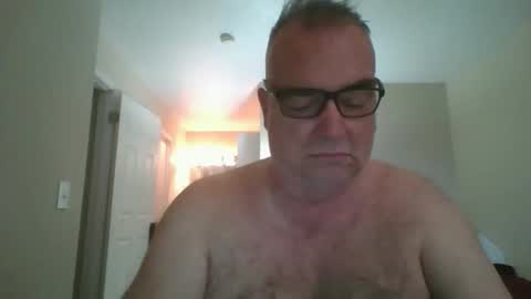 Snapshot of thickwhiteload chatting on May 5, 7:11 pm thickwhiteload online show from May 5, 7:11 pm