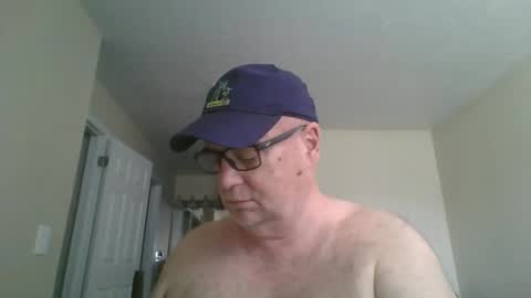Snapshot of thickwhiteload chatting on May 13, 5:10 pm thickwhiteload online show from May 13, 5:10 pm