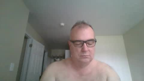 Snapshot of thickwhiteload chatting on May 15, 4:25 pm thickwhiteload online show from May 15, 4:25 pm