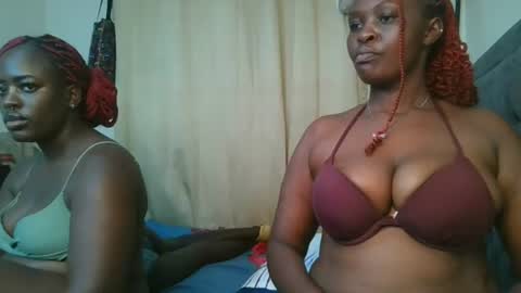 thicky_rue2 online show from June 22, 3:25 am