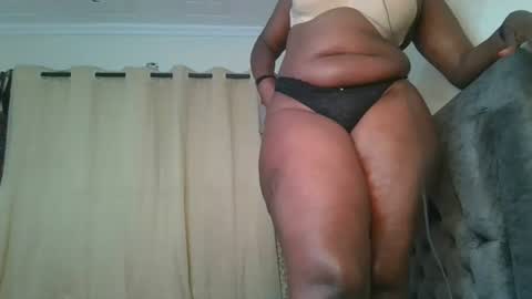 thicky_rue2 online show from July 8, 10:36 pm