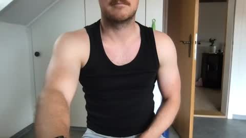 Snapshot of thierrinho8148 chatting on July 8, 9:58 am thierrinho8148 online show from July 8, 9:58 am