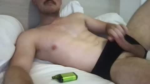 Snapshot of thierrinho8148 chatting on July 28, 3:21 pm thierrinho8148 online show from July 28, 3:21 pm