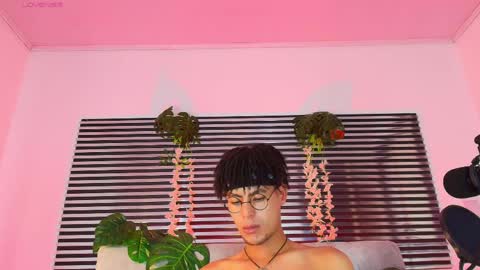 Thiago Saenzz online show from June 6, 4:06 am
