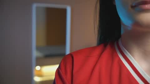Snapshot of this_is_lilly chatting on May 27, 2:14 pm Lilly online show from May 27, 2:14 pm